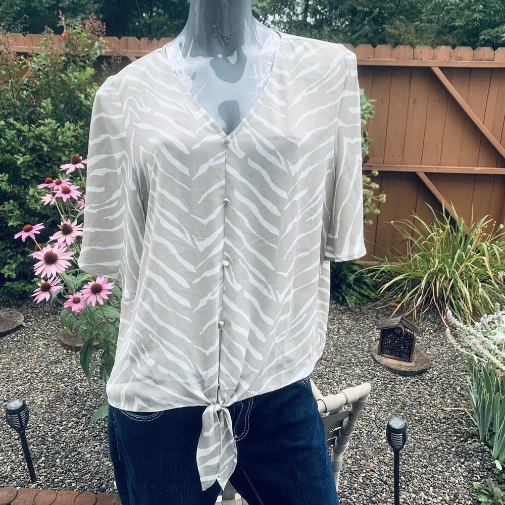 Apt. 9 Women's Plus Size XXL Striped ￼￼￼short-sleeve blouse Multi-colored